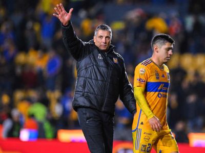 Siboldi afirma que sería un orgullo vencer a Chivas y América en una Final